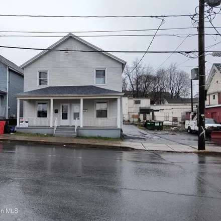 Rent this 3 bed apartment on 52 8th Ave in Carbondale, Pennsylvania