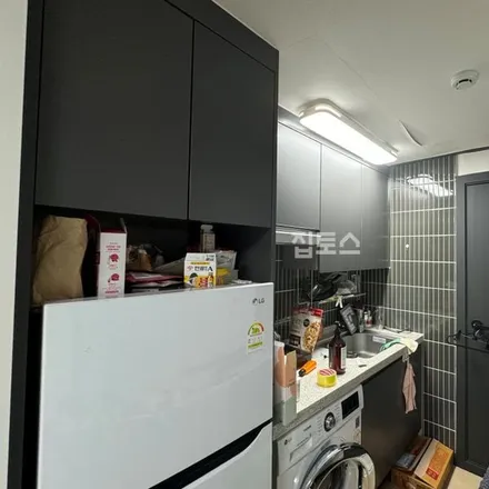 Rent this studio apartment on 서울특별시 성북구 종암동 24-20