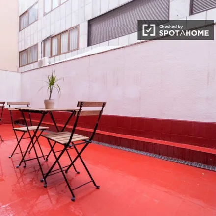 Image 4 - CBRE, Carrer del Pintor Sorolla, 46002 Valencia, Spain - Room for rent