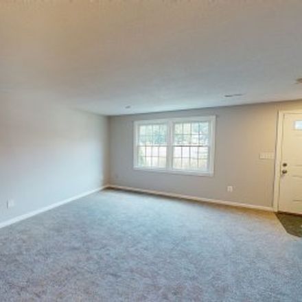 Rent this 2 bed apartment on #E4 in 728 Auburn Street, Whitman