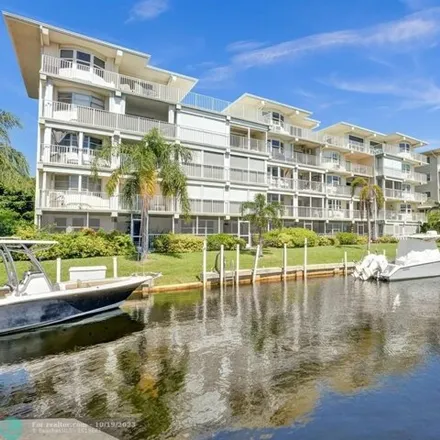 Buy this 2 bed condo on 1482 Southeast 15th Court in Deerfield Beach, FL 33441