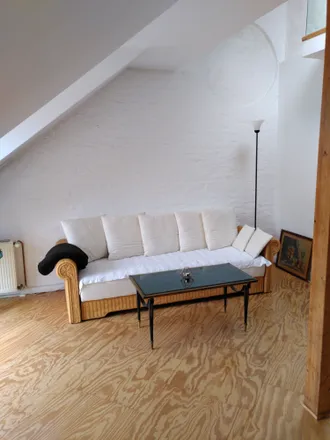 Rent this 2 bed apartment on Herwarthstraße 13a in 53115 Bonn, Germany