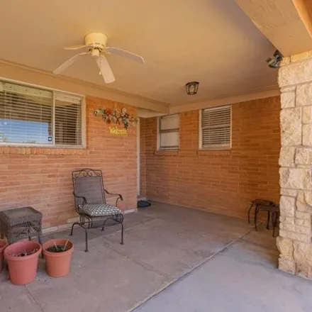 Image 3 - 1346 Westbrook Avenue, Odessa, TX 79761, USA - House for sale