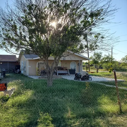 Image 3 - 300 Carla Drive, Rosita North, Maverick County, TX 78852, USA - House for sale