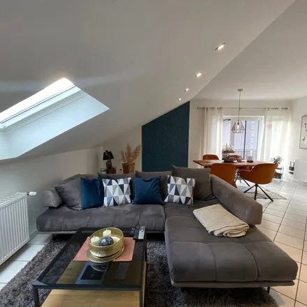 Rent this 3 bed apartment on Zwischen den Wegen 32 in 66679 Losheim am See, Germany