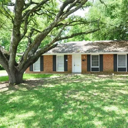 Buy this 4 bed house on 620 Wesley Drive in Normandale, Montgomery