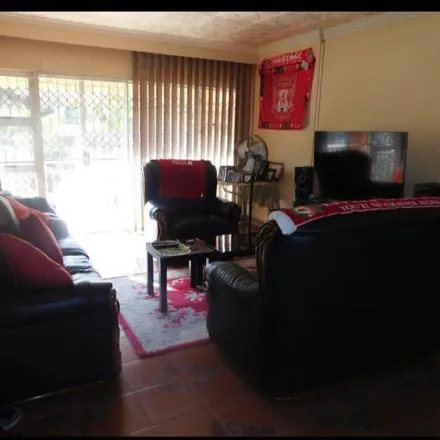 Image 8 - Lotus Drive, eThekwini Ward 90, Umbogintwini, South Africa - Apartment for rent