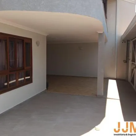 Buy this 3 bed house on Rua Araraquara in Jardim Paulista, Atibaia - SP