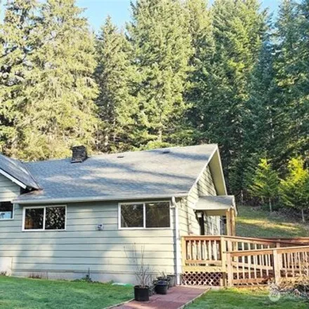 Buy this 4 bed house on 21800 Kings Lake Road in Snohomish County, WA 98272