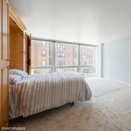 Image 3 - 2400 North Lakeview, 2400 North Lakeview Avenue, Chicago, IL 60614, USA - Apartment for rent