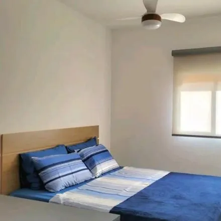 Rent this 1 bed apartment on Avenida Barão de Penedo in Pompéia, Santos - SP