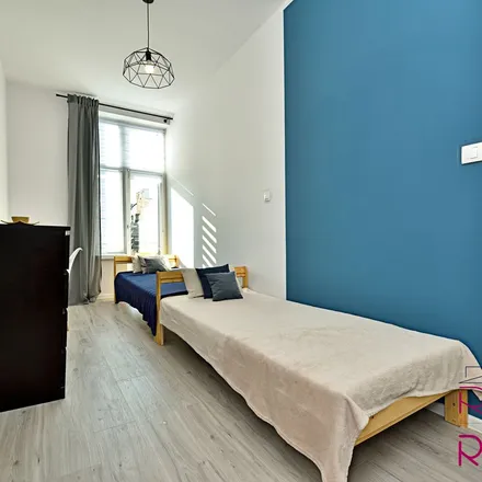 Rent this 5 bed apartment on Stanisława Więckowskiego 56 in 90-735 Łódź, Poland