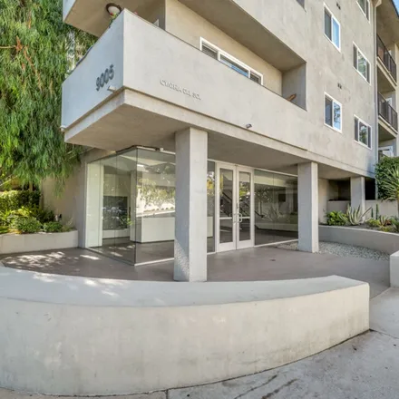 Image 3 - 8839 Cynthia Street, West Hollywood, CA 90069, USA - Condo for sale