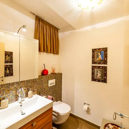 Rent this 4 bed apartment on Les Voyageurs in Via Giulio Pocobelli, 6815 Circolo di Carona