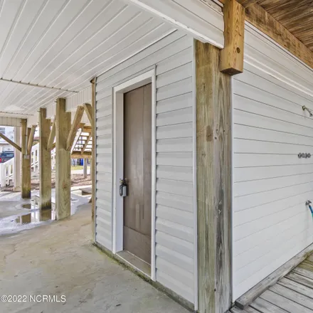 Image 3 - 121 Frigate Drive, Holden Beach, Brunswick County, NC 28462, USA - House for sale