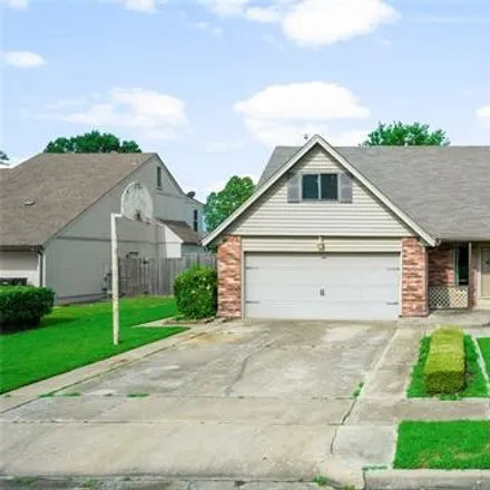 Buy this 4 bed house on 516 South 25th Street in Broken Arrow, OK 74014