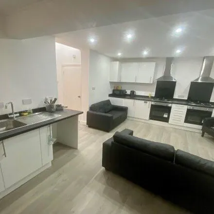 Image 6 - 147 Rolleston Drive, Nottingham, NG7 1JZ, United Kingdom - Apartment for rent