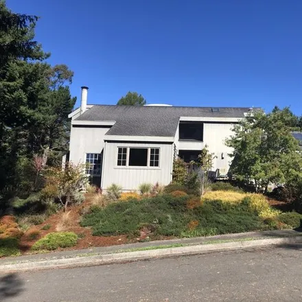 Buy this 4 bed house on 32 E Robert Ct in Arcata, California