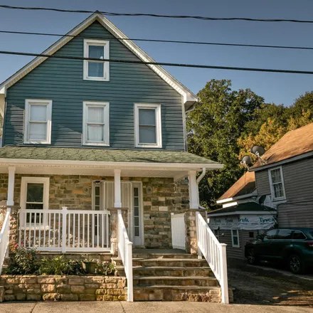 Buy this 3 bed house on 528 Cooper Street in Laurel, Sussex County
