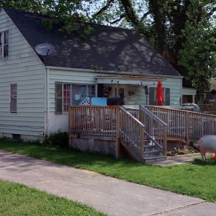 Buy this 4 bed house on 1264 Sandlin Avenue in Columbus, OH 43224