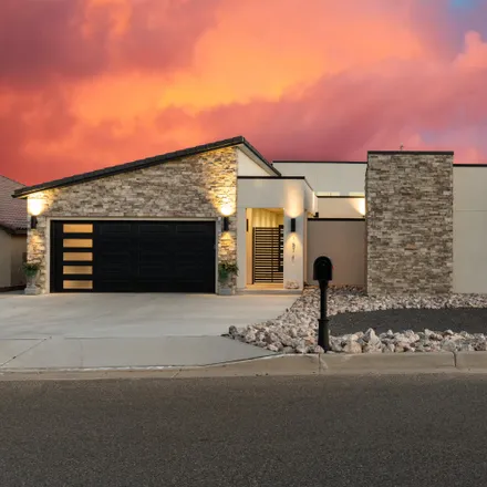 Buy this 5 bed house on 3500 21st Avenue Southeast in Rio Rancho, NM 87124