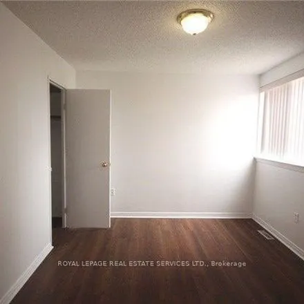 Image 4 - 4005 Don Mills Road, Toronto, ON L3T 4X1, Canada - Apartment for rent