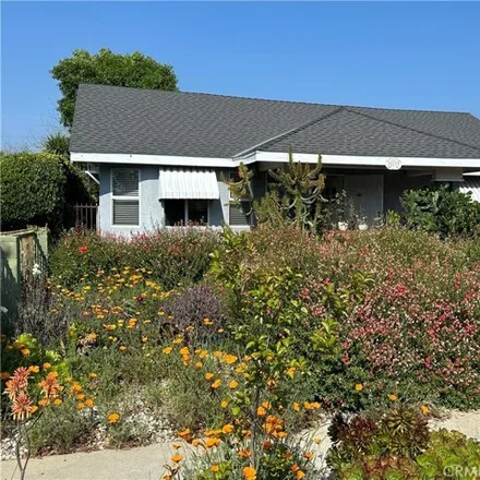 Rent this 3 bed house on 2845 Moss Avenue in Los Angeles, CA 90065