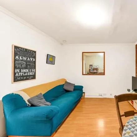 Rent this 2 bed apartment on 132 St. Paul's Road in London, N1 2LP