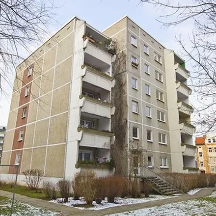 Rent this 5 bed apartment on Hans-Dittmar-Straße 12 in 06118 Halle (Saale), Germany