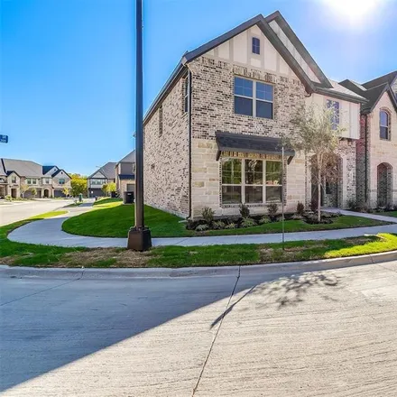 Image 3 - 4163 Cummings Drive, Bedford, TX 76021, USA - Townhouse for sale