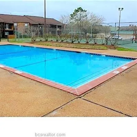 Image 7 - 994 University Oaks Boulevard, College Station, TX 77840, USA - Condo for sale