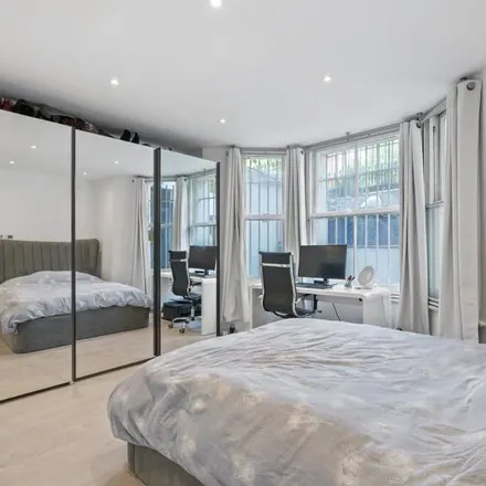Rent this 2 bed apartment on London in SW5 9HB, United Kingdom