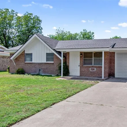 Buy this 3 bed house on 837 Bridle Avenue in White Settlement, TX 76108