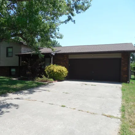 Buy this 3 bed house on 103 Clara Drive in Sikeston, MO 63801