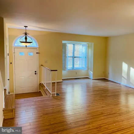 Image 2 - 20002 Lake Park Drive, Germantown, MD 20874, USA - Townhouse for rent