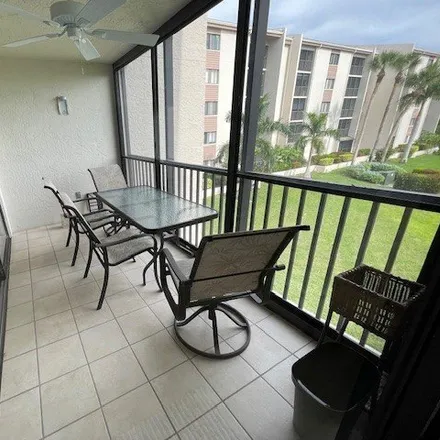 Image 7 - Landings Yacht, Golf and Tennis Club, 4425 South Landings Drive, Fort Myers, FL 33919, USA - Condo for rent