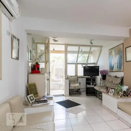 Rent this 2 bed house on Alameda dos Guaramomis 456 in Indianópolis, São Paulo - SP
