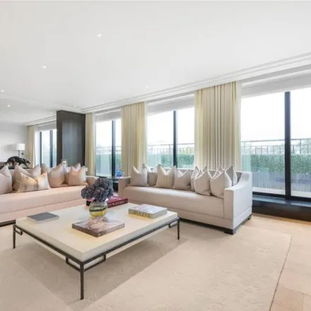 Rent this 4 bed apartment on 71 Chester Square in London, SW1W 9DU