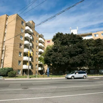 Image 4 - Collegiate Court, 481 Vaughan Road, Toronto, ON M6C 2R1, Canada - Apartment for rent