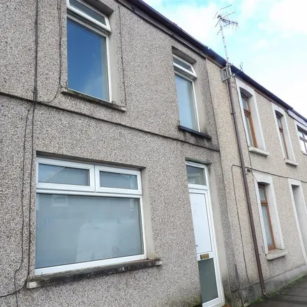 Rent this 2 bed apartment on Burgess Green in Ysguthan Road, Port Talbot