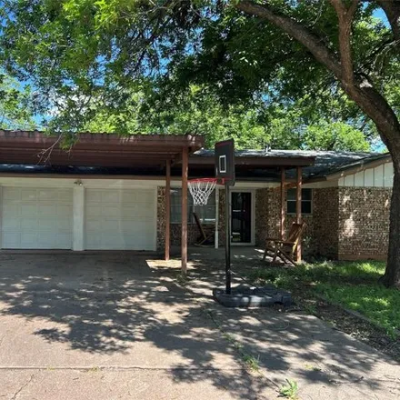 Buy this 3 bed house on 2431 Marsalis Drive in Abilene, TX 79603