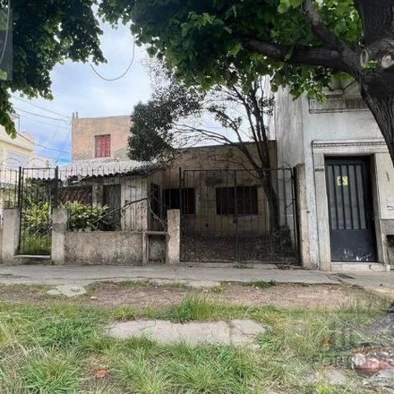 Buy this studio house on Coronel Brandsen 6171 in Partido de Avellaneda, B1874 ABR Wilde