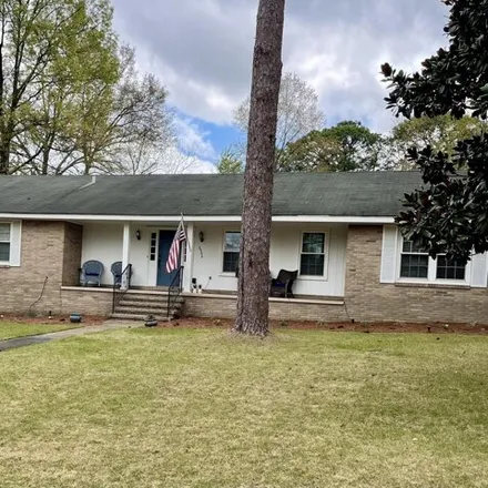 Buy this 3 bed house on 802 Parker Avenue in Hattiesburg, MS 39402