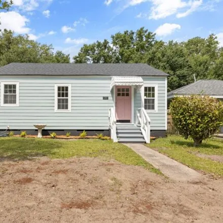 Rent this 2 bed house on 5771 Pilgrim Avenue in Lakeview, Hanahan