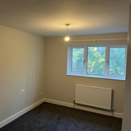 Image 2 - The Firs, 70 Forge Close, Caerleon, NP18 3PX, United Kingdom - Townhouse for rent