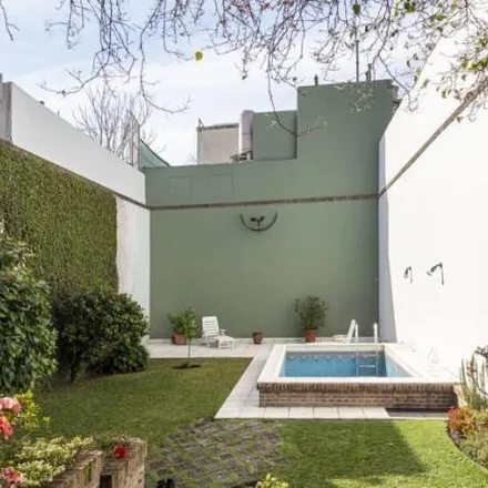 Buy this 4 bed house on Yapeyú 574 in Almagro, 1210 Buenos Aires
