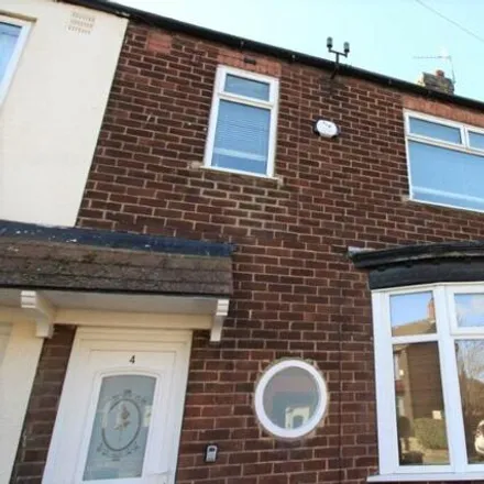 Rent this 3 bed townhouse on Hawk Road in Middlesbrough, North Yorkshire
