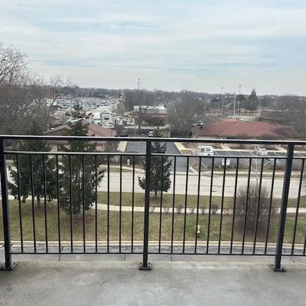 Image 4 - West Boeger Drive, Arlington Heights, IL 60004, USA - Apartment for rent