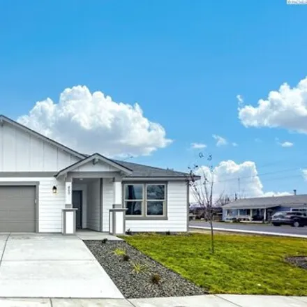 Buy this 3 bed house on 907 North Euclid Street in Grandview, WA 98930