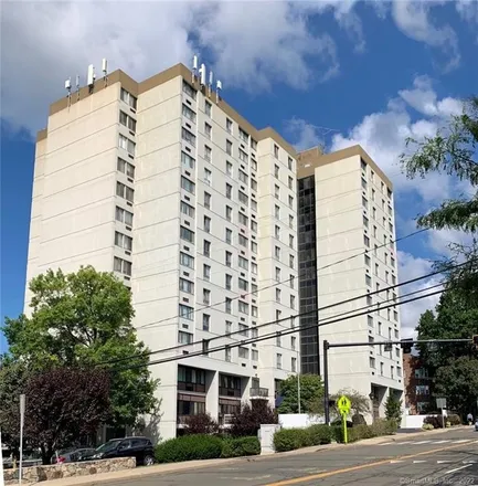Buy this 1 bed condo on Stamford High School in Strawberry Hill Avenue, Glenbrook
